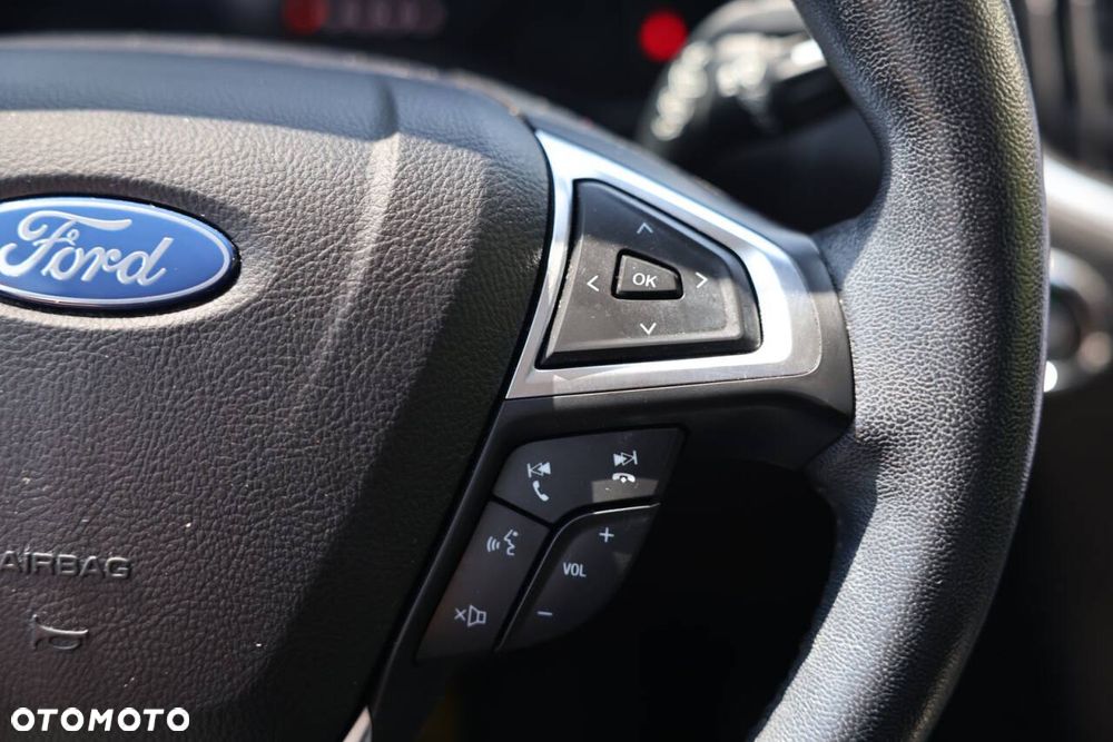 Ford Edge - 24