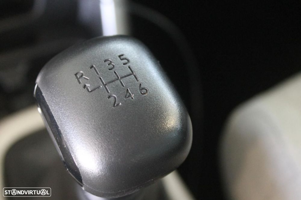 Citroën C3 Aircross PureTech 110 Stop & Start Shine - 33