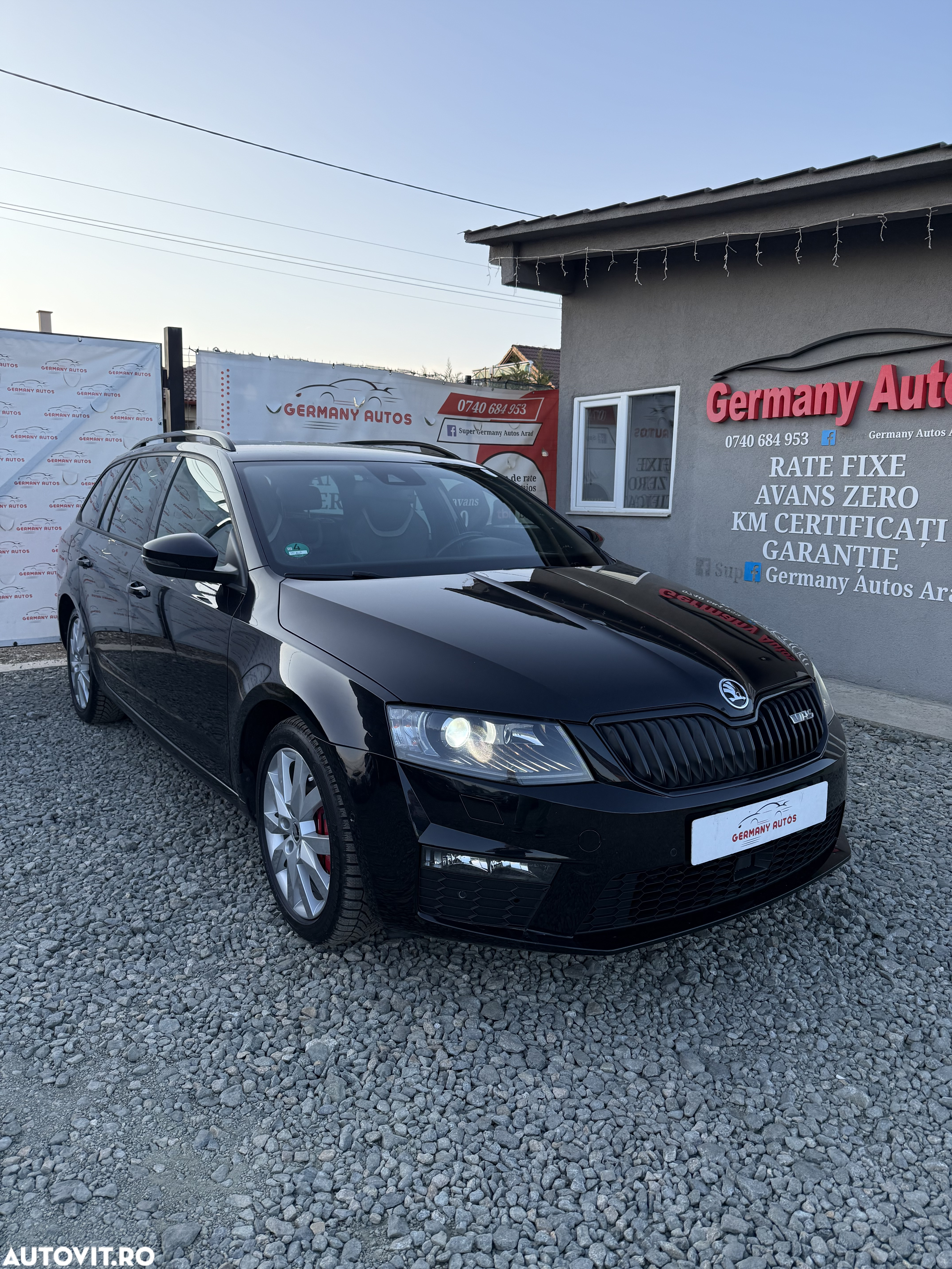 Skoda Octavia 2.0 TDI DSG RS - 10