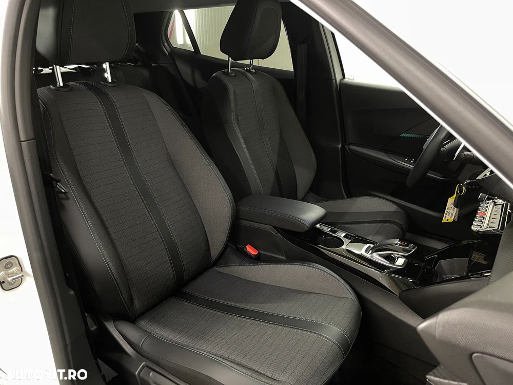 Peugeot 2008 1.5 BlueHDI 130 S&S EAT8 Allure - 10