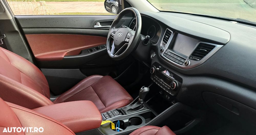 Hyundai Tucson 2.0 CRDI 4WD 6AT Luxury Pack+ - 21