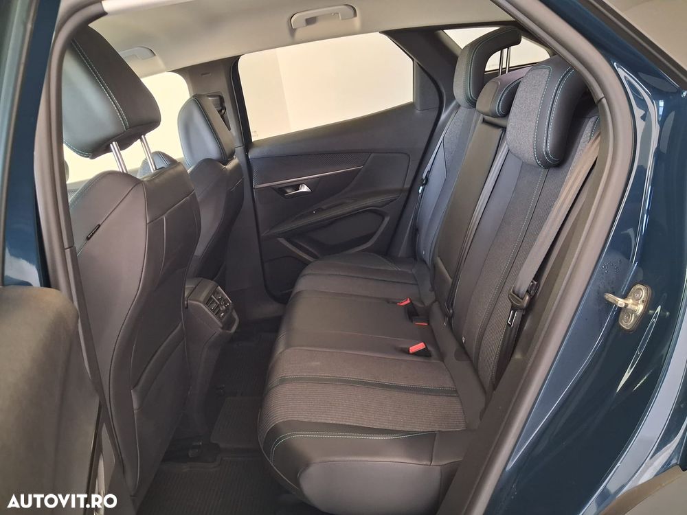 Peugeot 3008 1.5 BlueHDI 130 S&S EAT8 Allure - 30