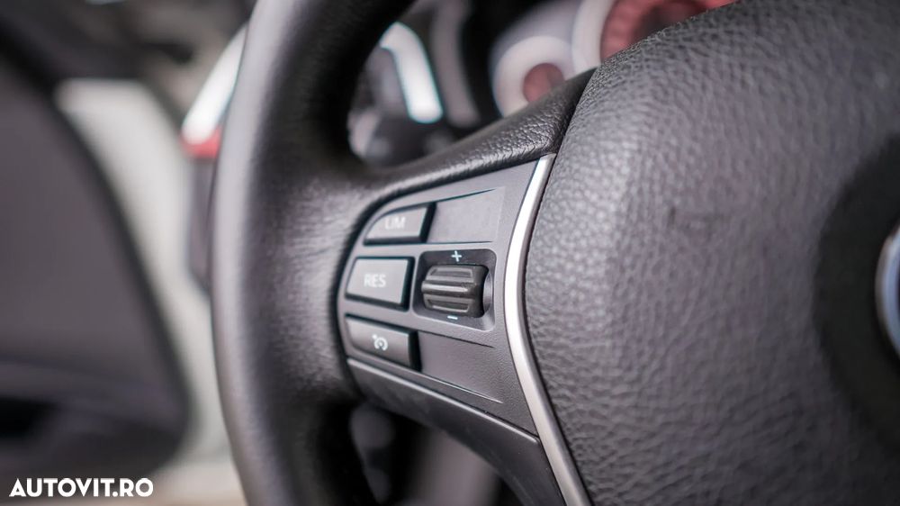 BMW Seria 3 320i Aut. M Sport - 18