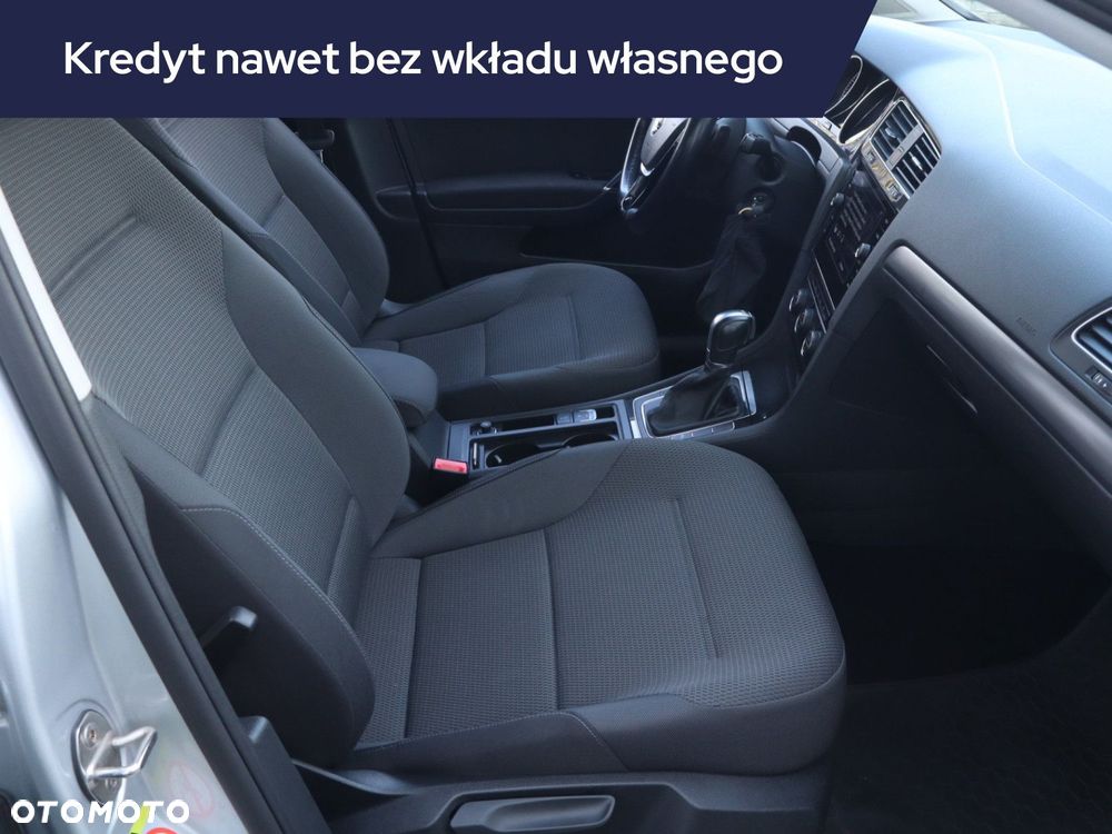 Volkswagen Golf Variant - 11