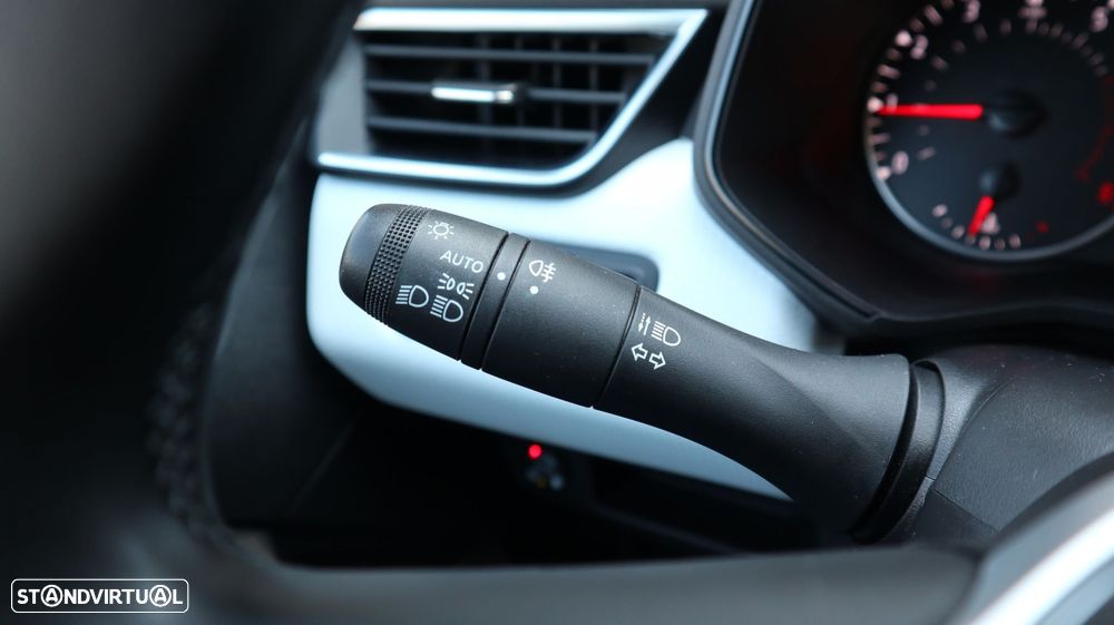 Renault Clio 1.0 TCe Limited Bi-Fuel - 18