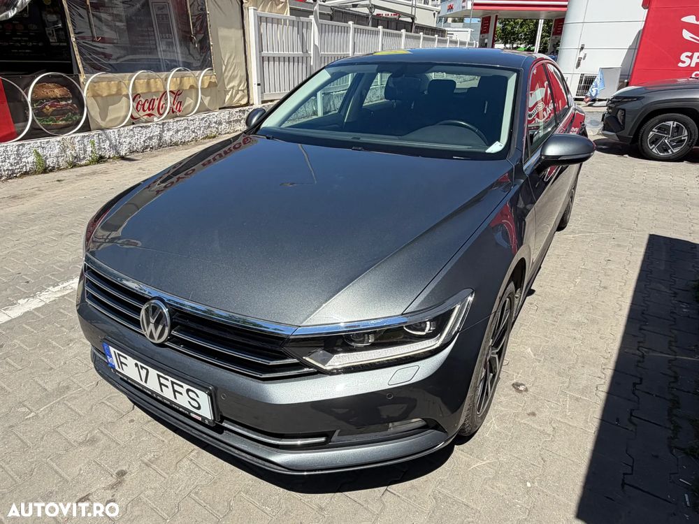 Volkswagen Passat - 2