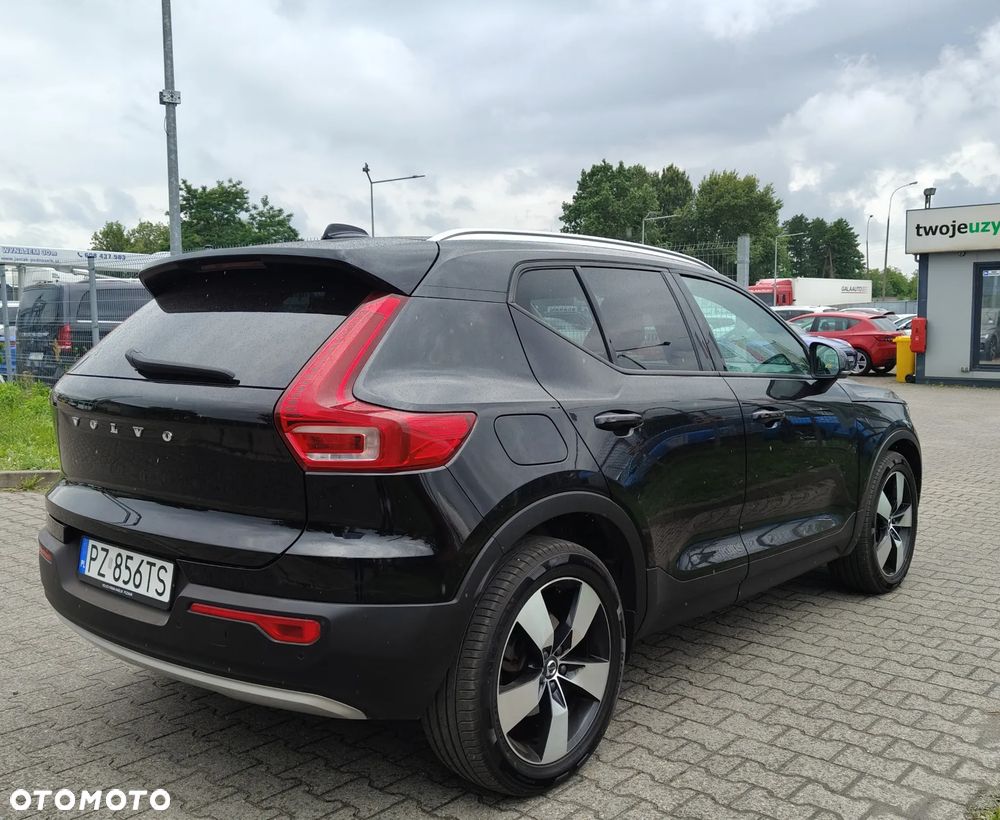 Volvo XC 40 T5 AWD Momentum Pro - 8