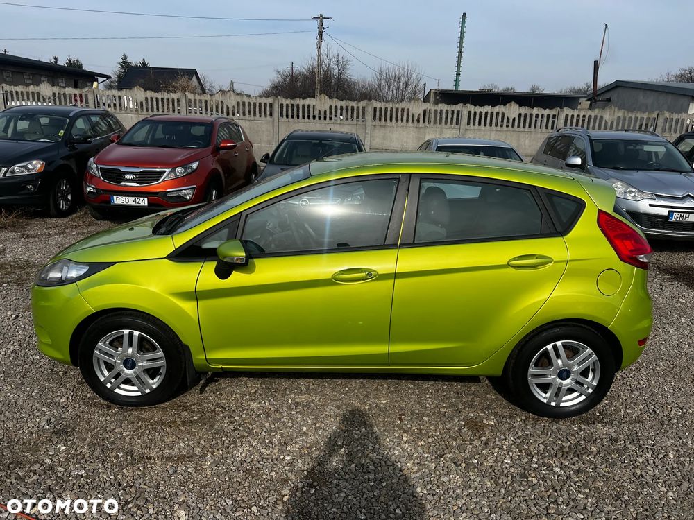 Ford Fiesta 1.25 Ambiente - 12