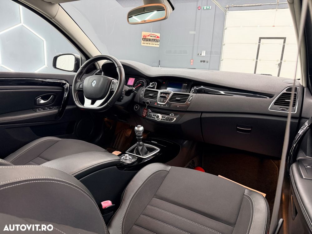 Renault Laguna dCi 110 FAP Dynamique - 17