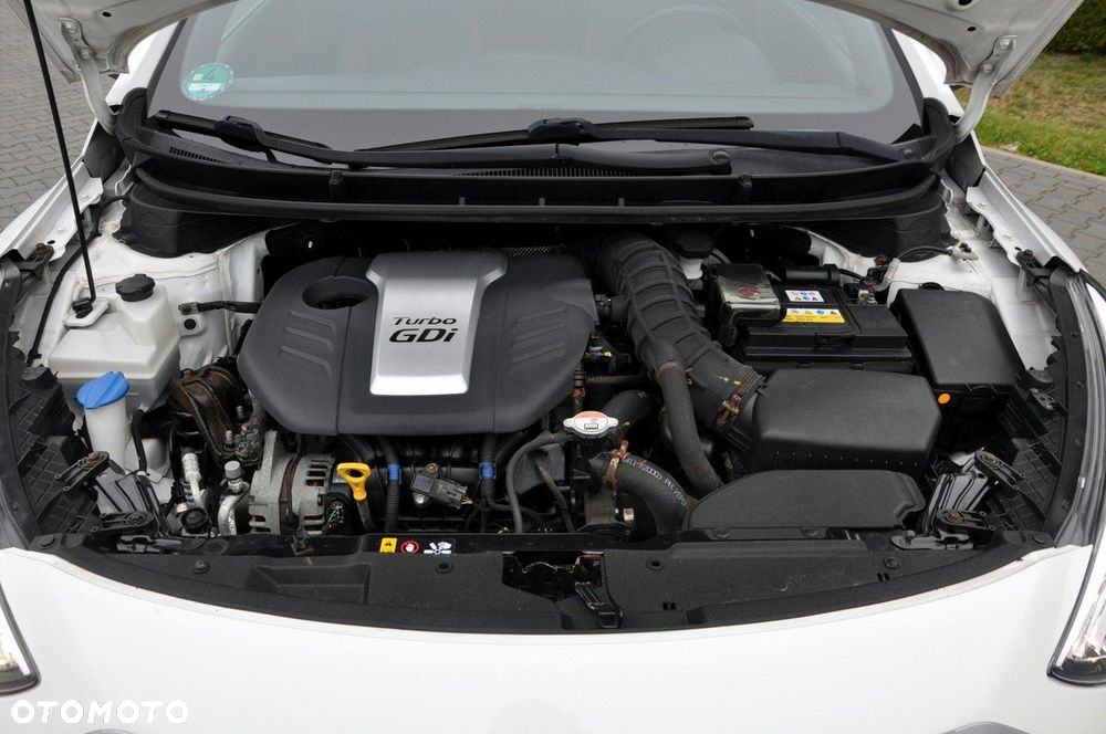 Hyundai i30 1.6 GDI Turbo Luxury - 39