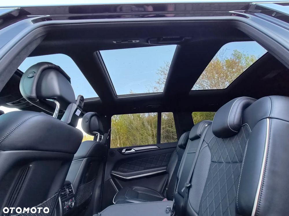 Mercedes-Benz GL - 27