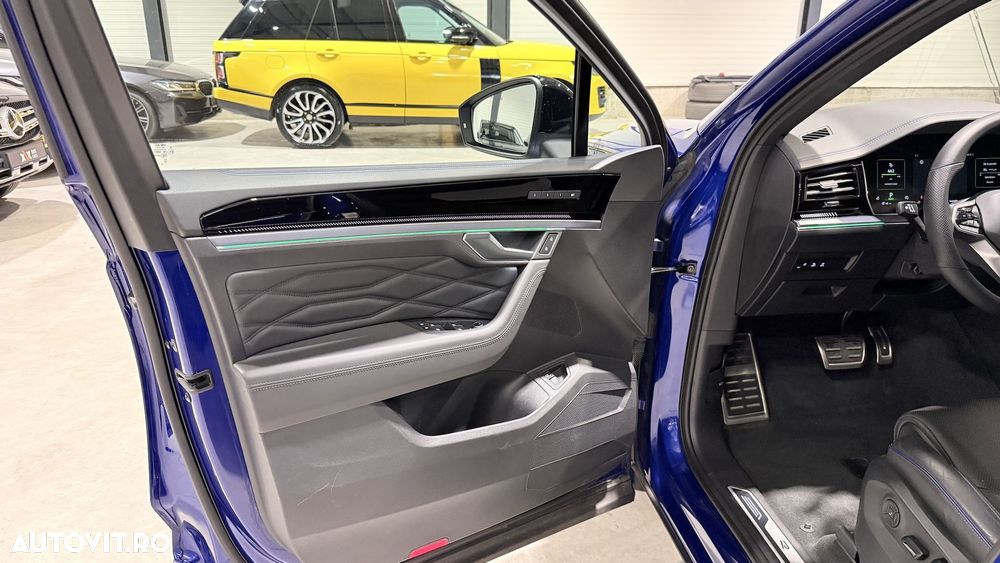Volkswagen Touareg V6 TSI eHybrid PHEV R - 34