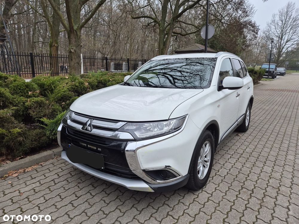 Mitsubishi Outlander 2.0 Intense + 2WD - 1