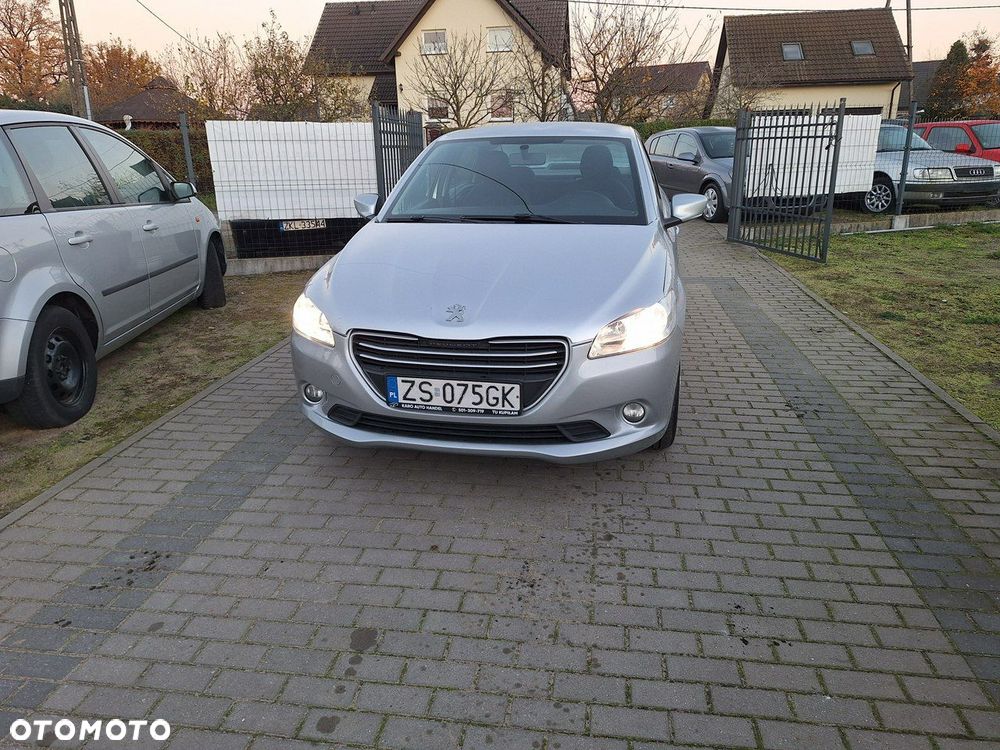 Peugeot 301 1.6 BlueHDi Active - 3