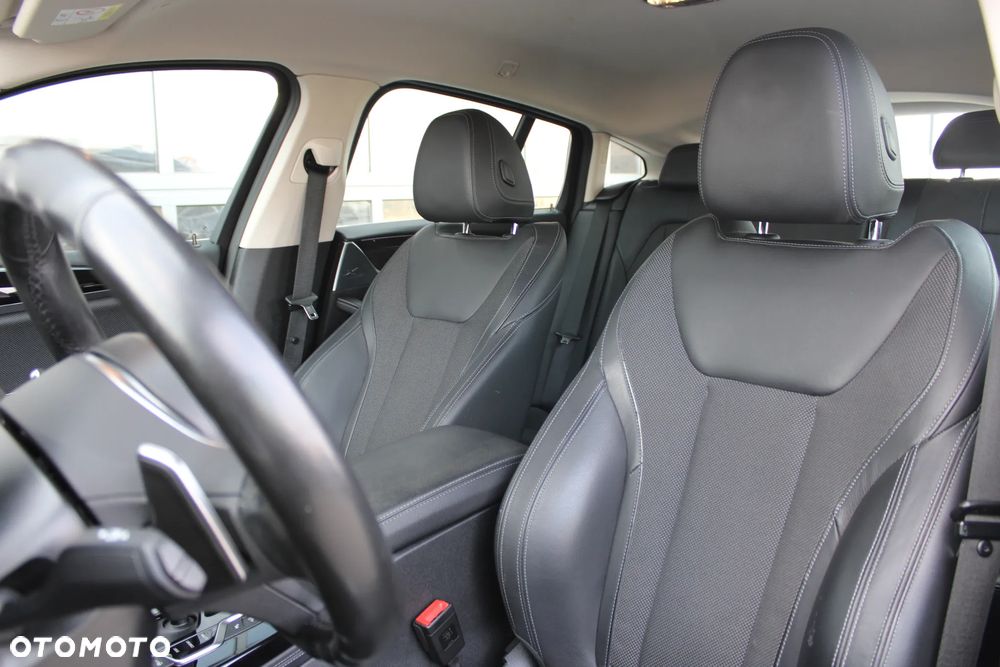 BMW X4 xDrive20i xLine sport - 19