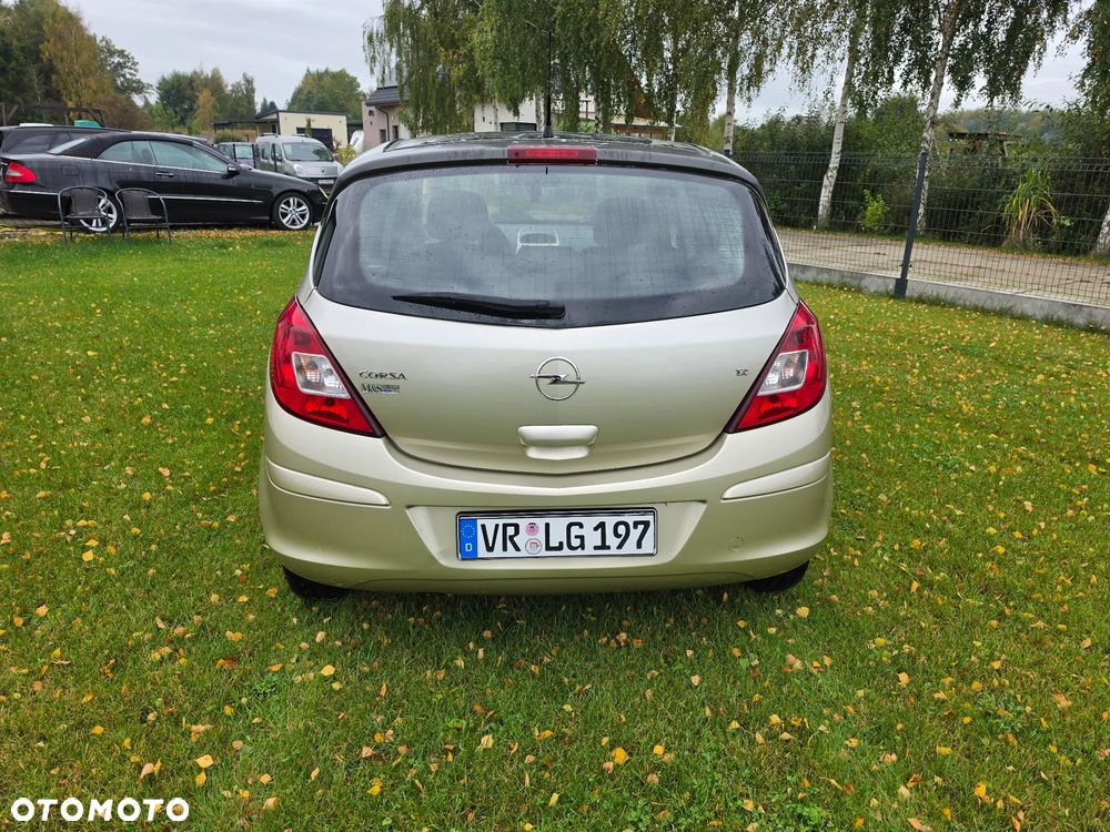 Opel Corsa - 8