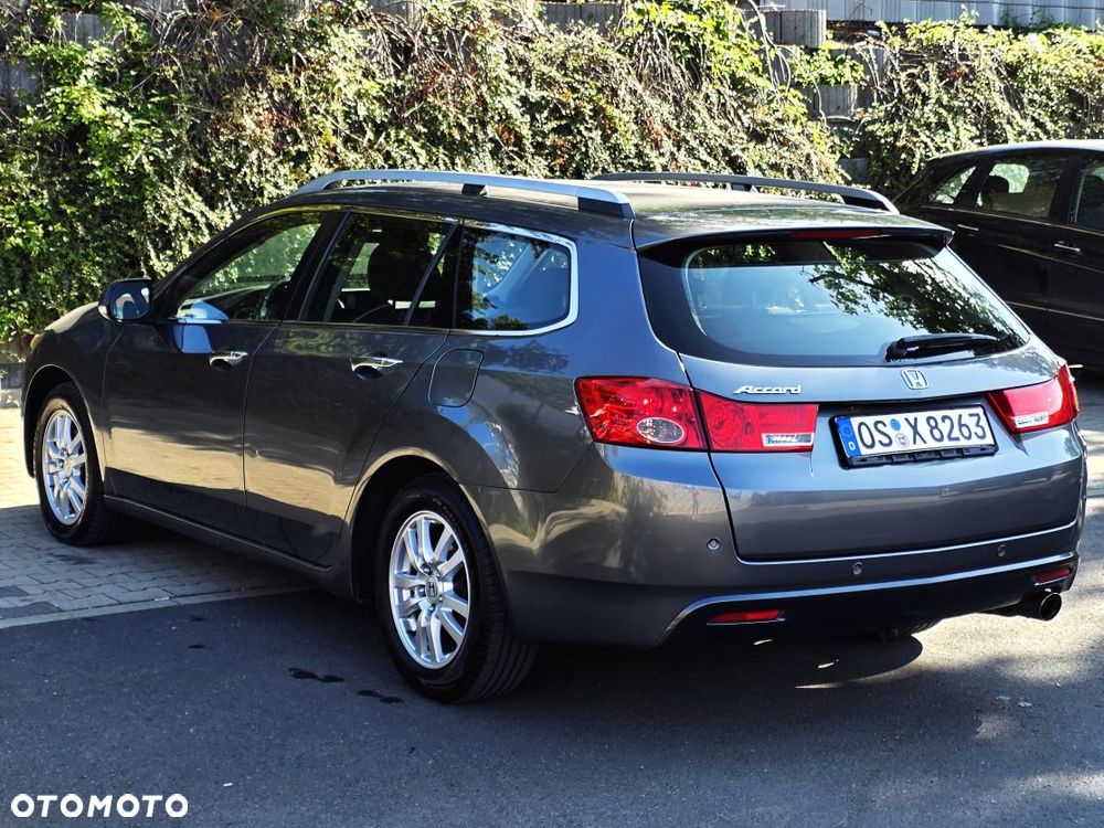Honda Accord 2.0 Elegance - 4