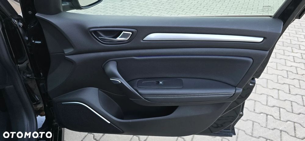 Renault Megane Grandtour TCe 140 GPF INTENS - 29