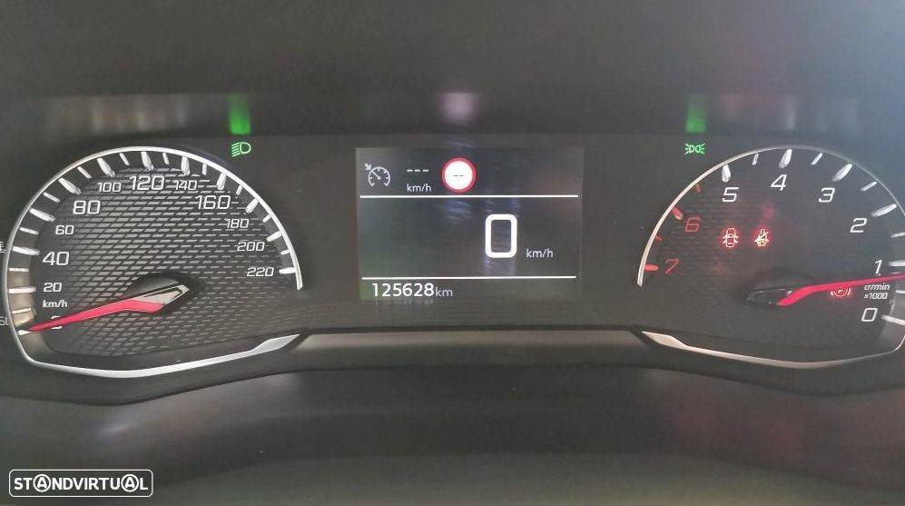 Peugeot 2008 1.5 BlueHDi Active Pack - 7