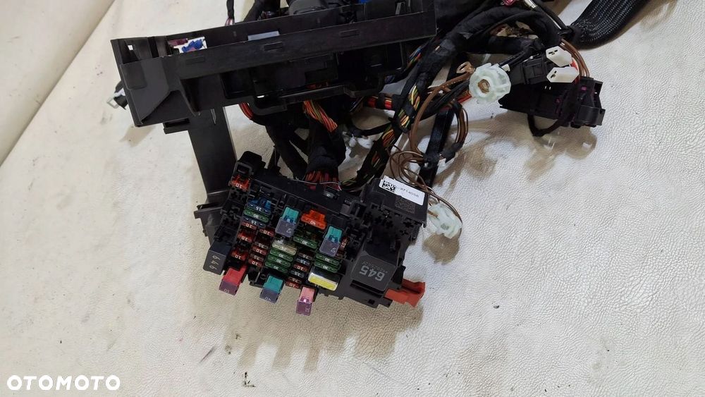 WIĄZKA INSTALACJA WNĘTRZA KONSOLI MAN TGE VW CRAFTER II - 5