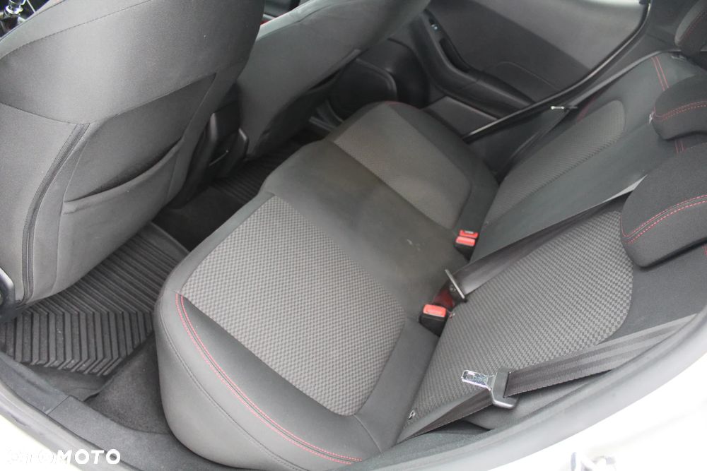 Ford Fiesta 1.0 EcoBoost S&S ST-LINE - 17