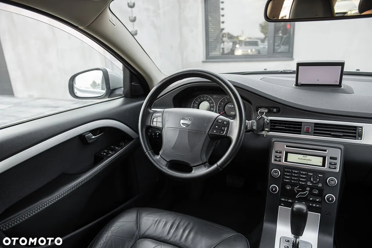 Volvo V70 3.2 AWD Ocean Race - 27