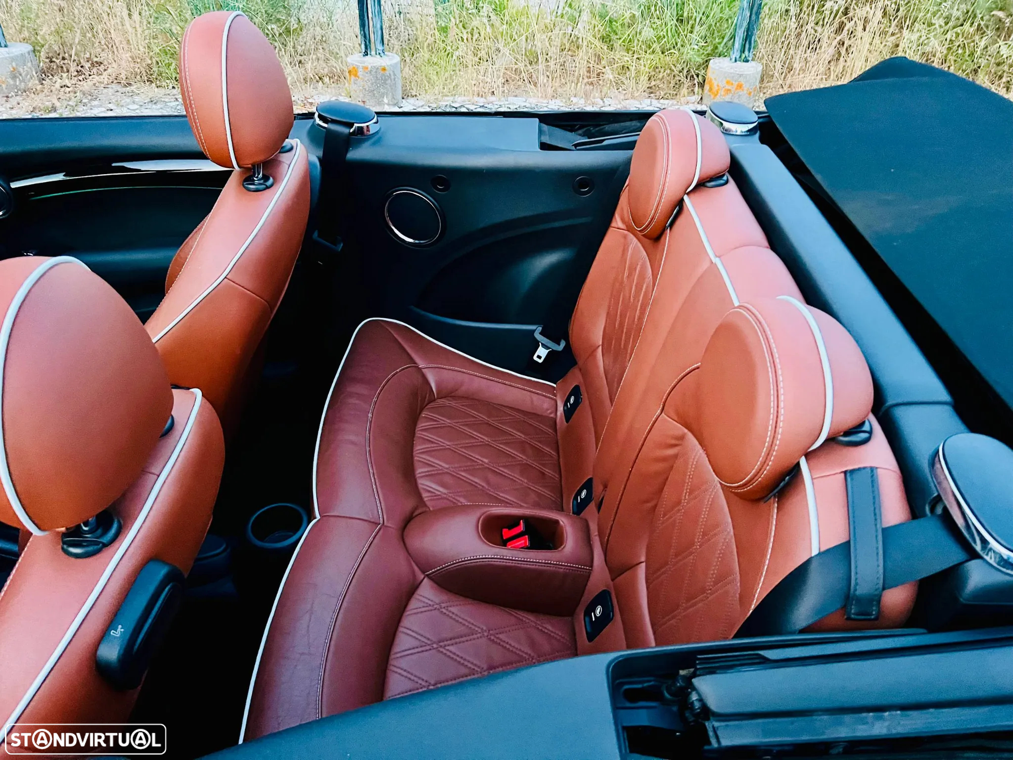 MINI Cabrio Cooper D - 16