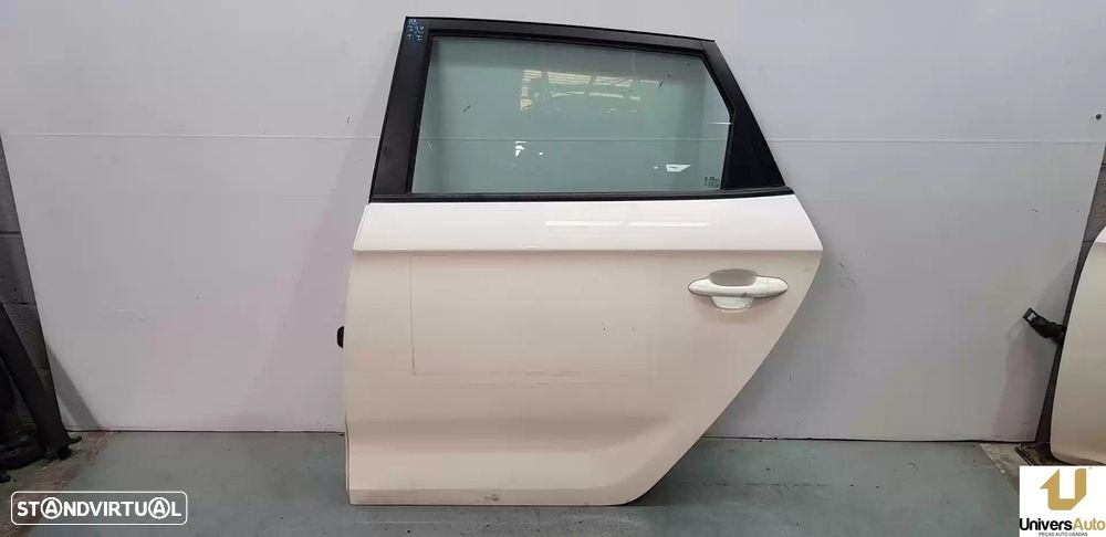 PORTA TRASEIRA ESQUERDA KIA CARENS IV 2017 -77003A4000 - 1