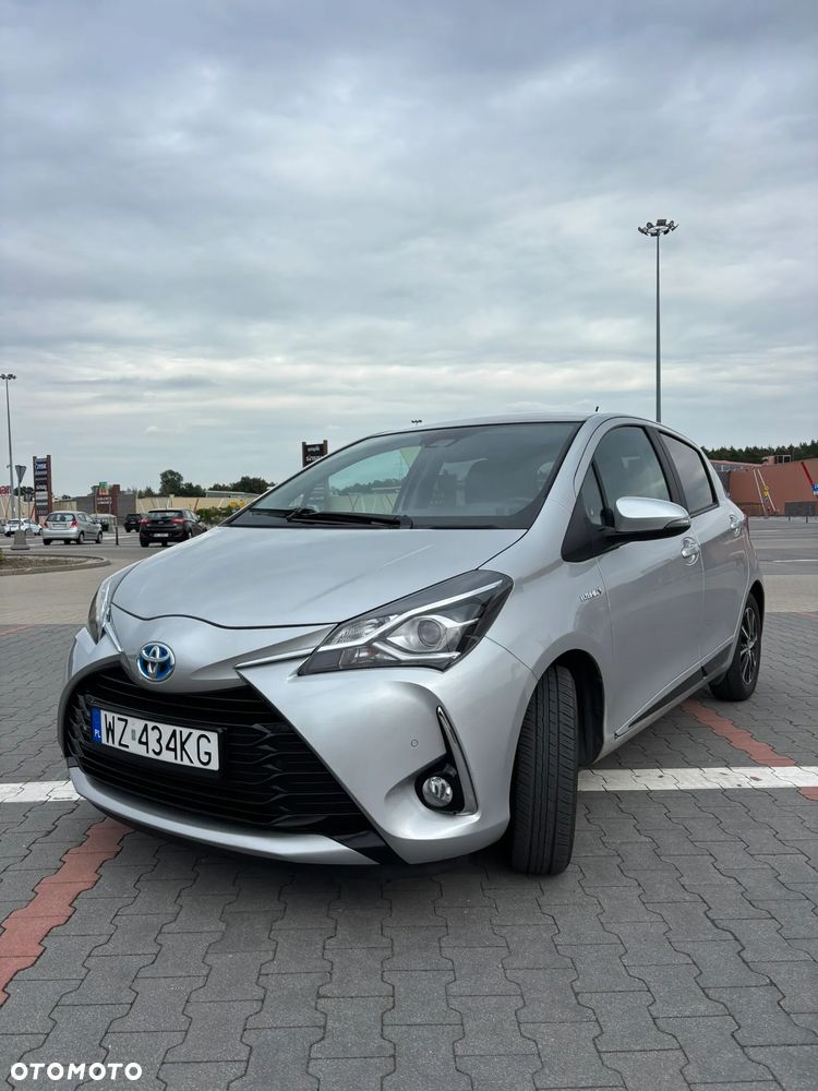 Toyota Yaris Hybrid 100 Active EU6 - 2