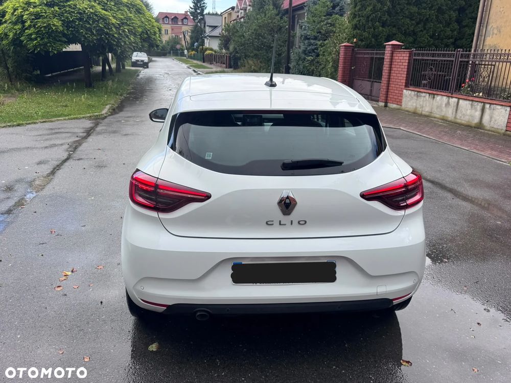 Renault Clio - 8