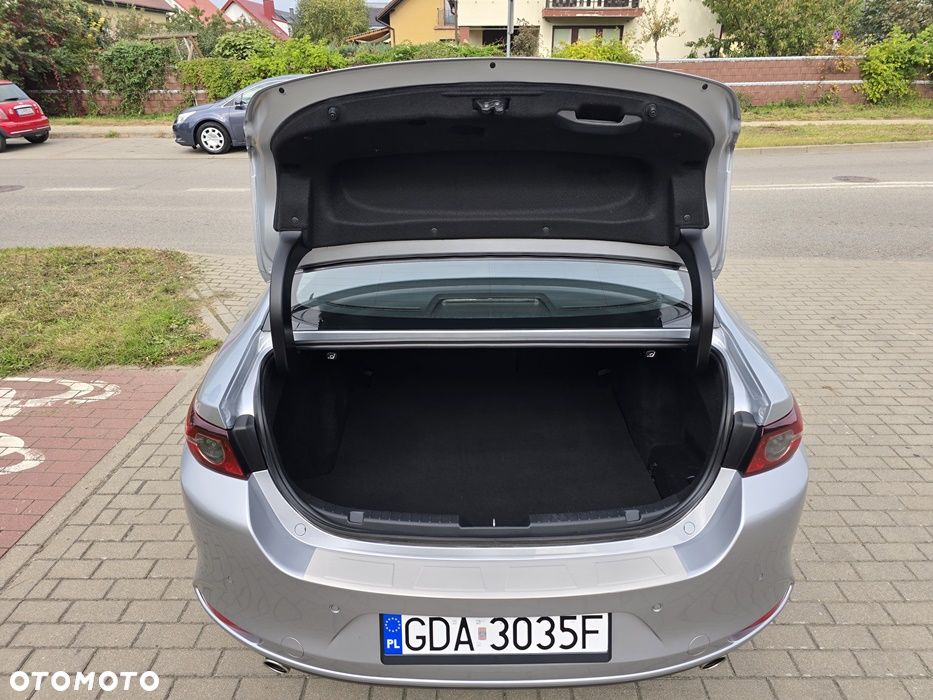 Mazda 3 2.0 mHEV Kanjo - 33