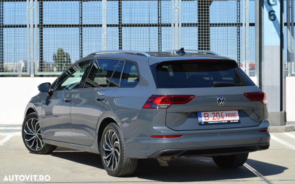 Volkswagen Golf 1.5 eTSI ACT DSG MHEV Style - 4