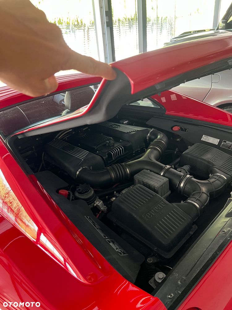 Ferrari F355 - 20