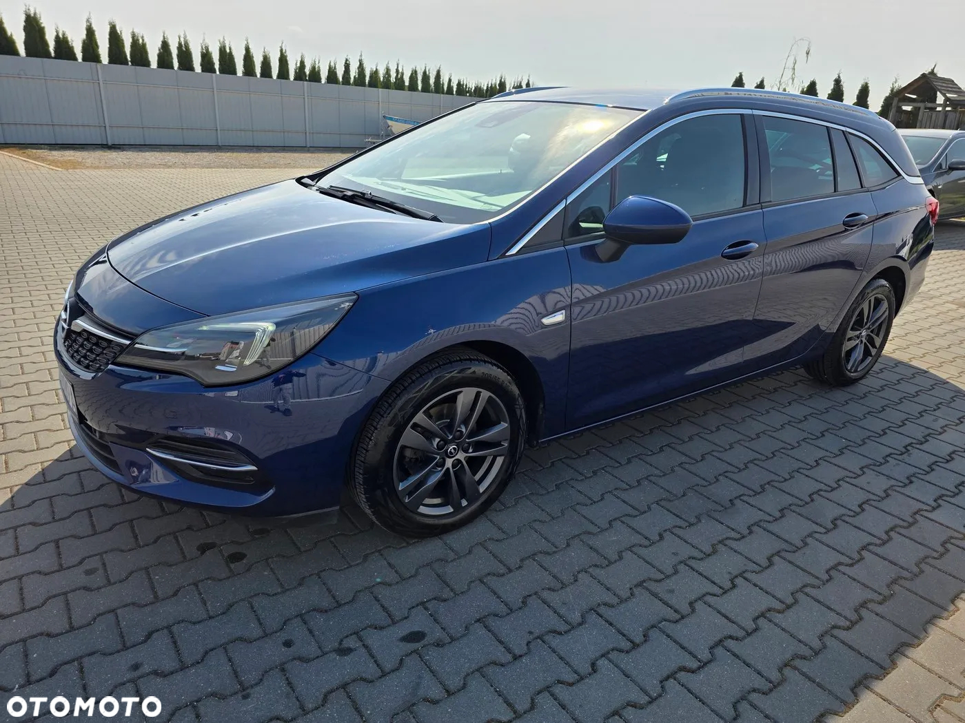 Opel Astra V 1.2 T Ultimate S&S - 10