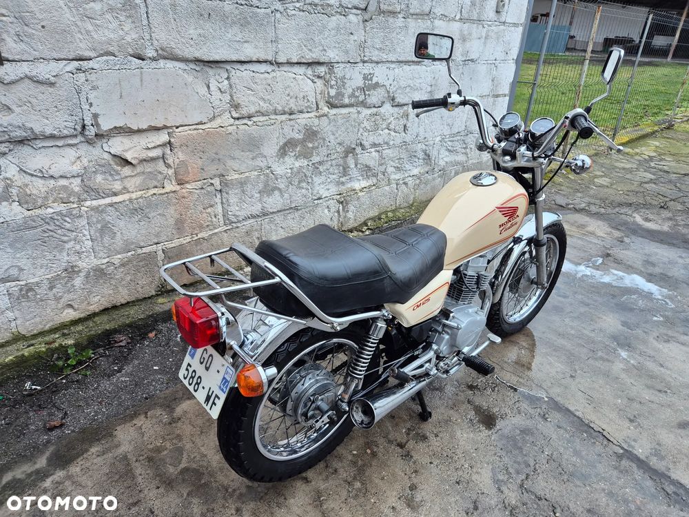 Honda CM - 3