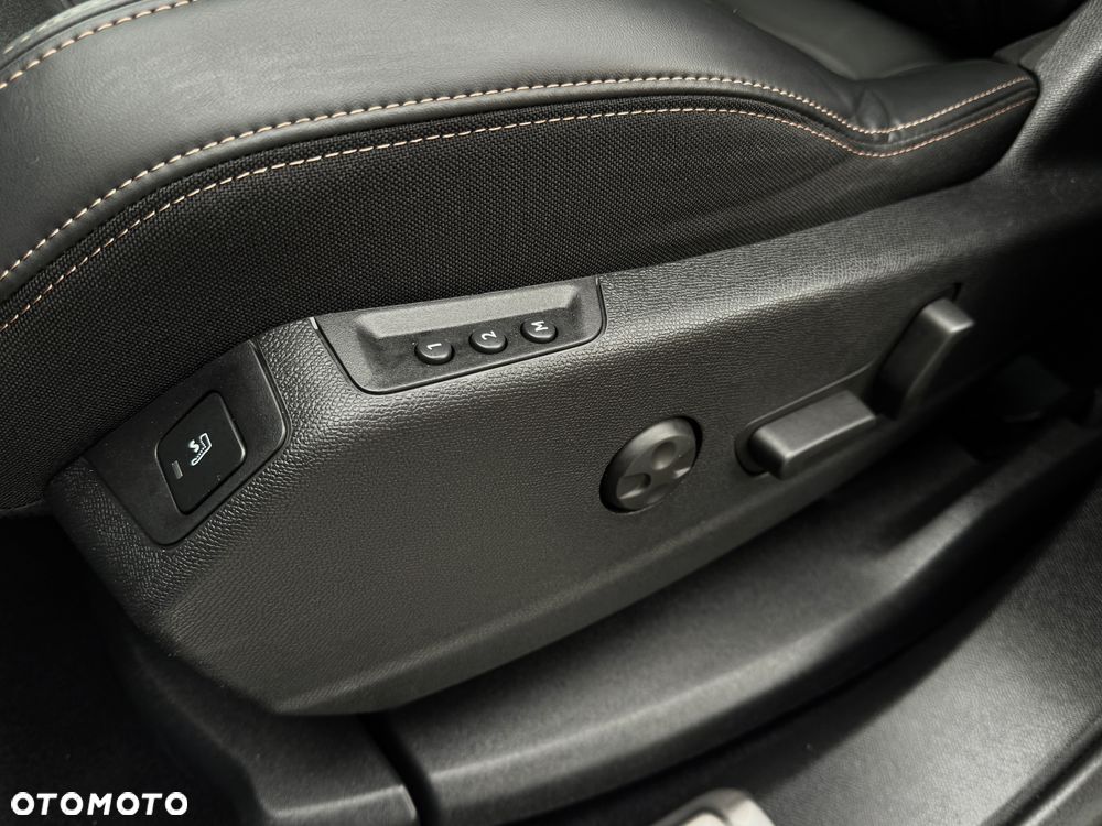 Peugeot 3008 BlueHDi 180 Stop & Start EAT8 GT - 16