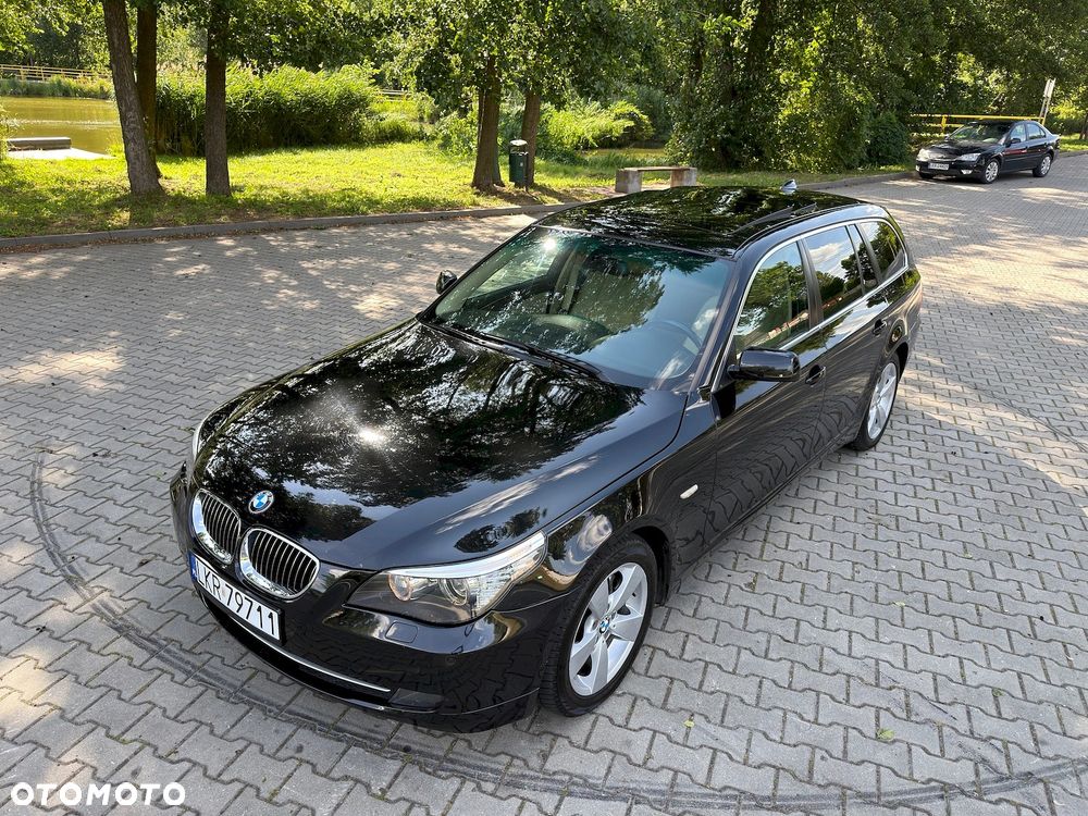 BMW Seria 5 525xd - 11