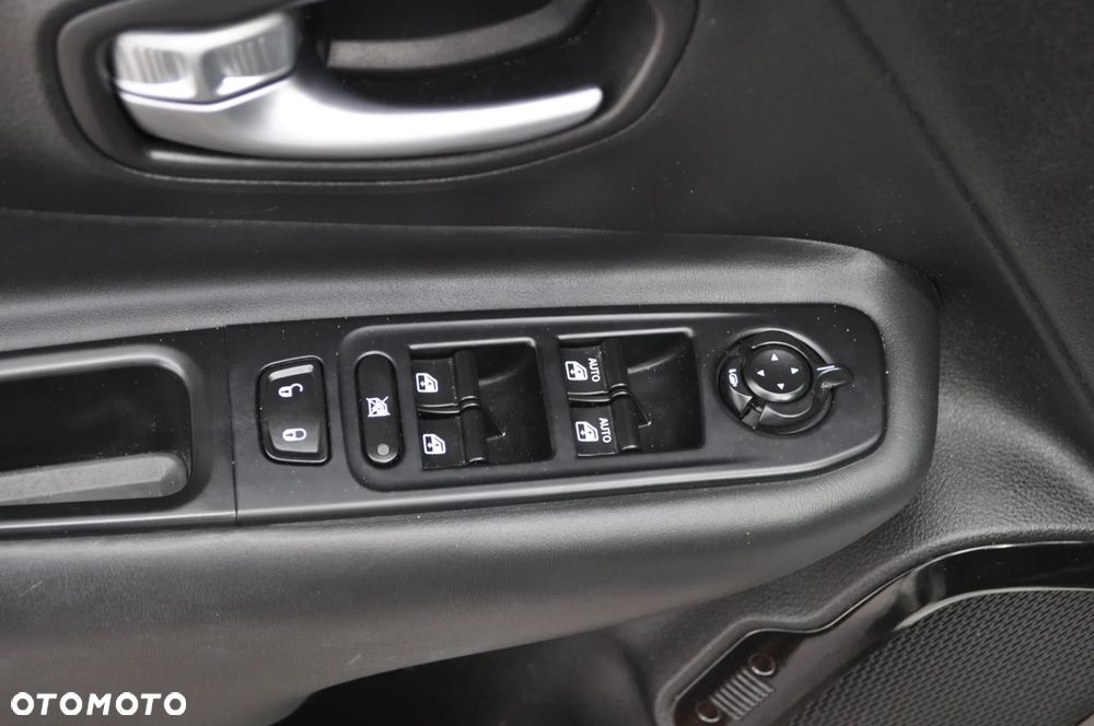Jeep Renegade 1.4 MultiAir Limited 4WD S&S - 20