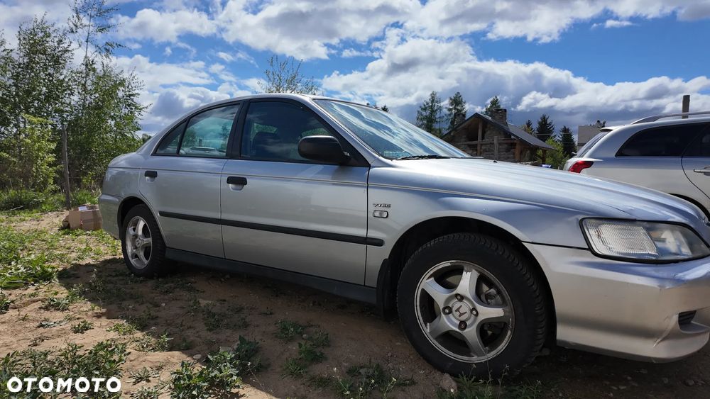 Honda Accord 1.8i S - 3