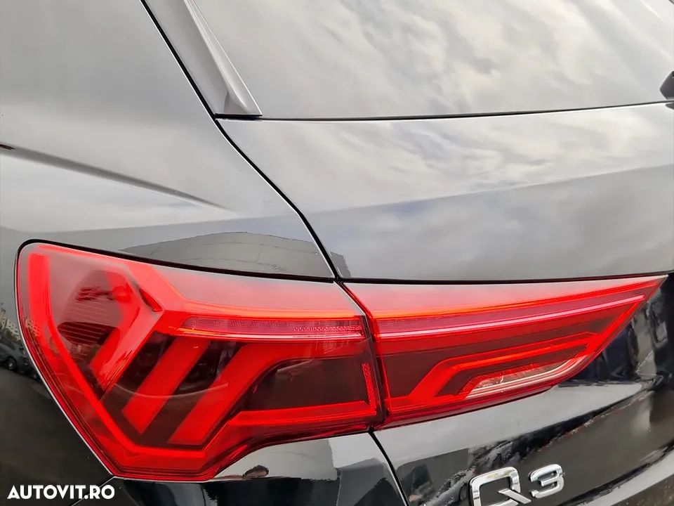 Audi Q3 2.0 40 TFSI S tronic quattro Advanced - 10