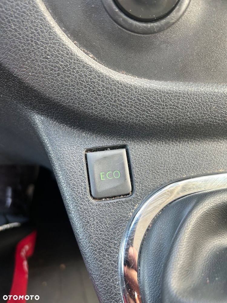 Nissan NV300 - 23