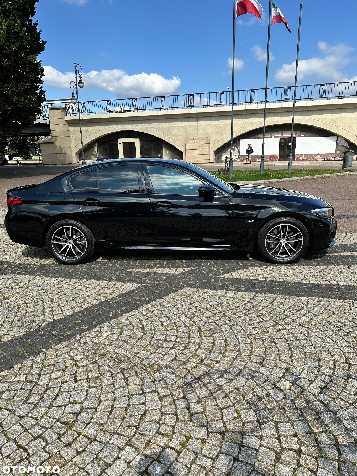 BMW Seria 5 ver-530e-m-sport-sport - 4