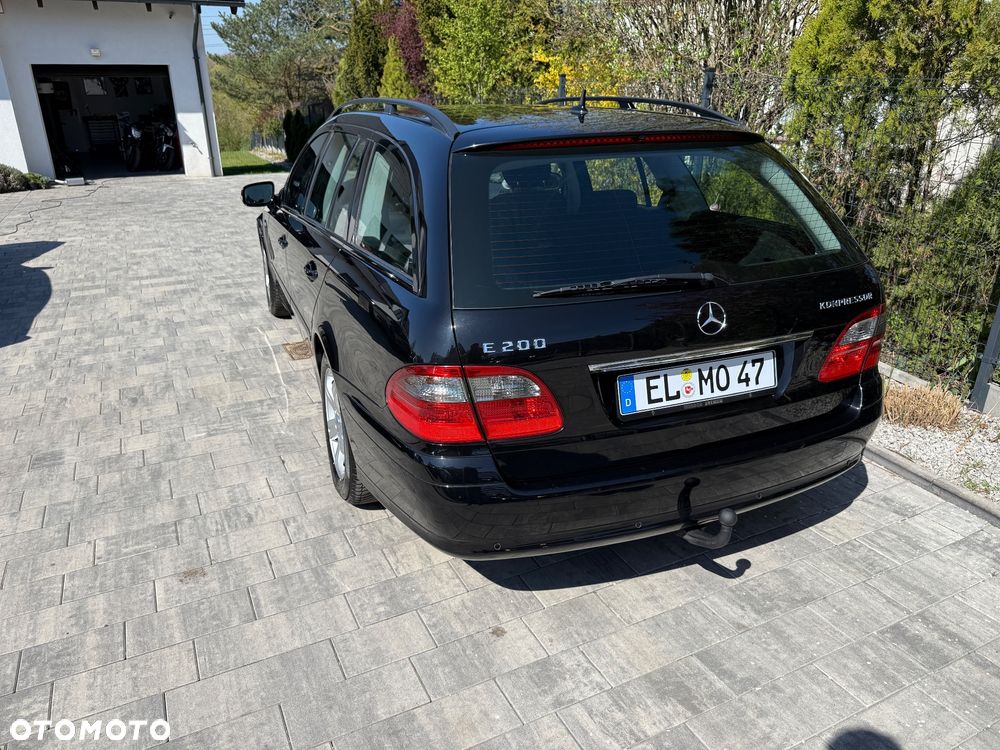 Mercedes-Benz Klasa E ver-200-kompressor-automatik-avantgarde - 32