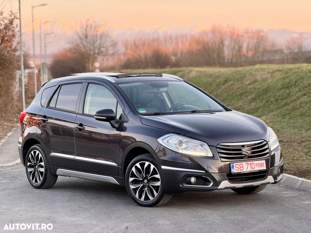 Suzuki S-Cross 1.6 Premium AllGrip - 4