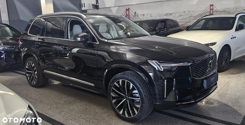 Volvo XC 90 T8 AWD Plug-In Hybrid Ultra Dark 7os - 24