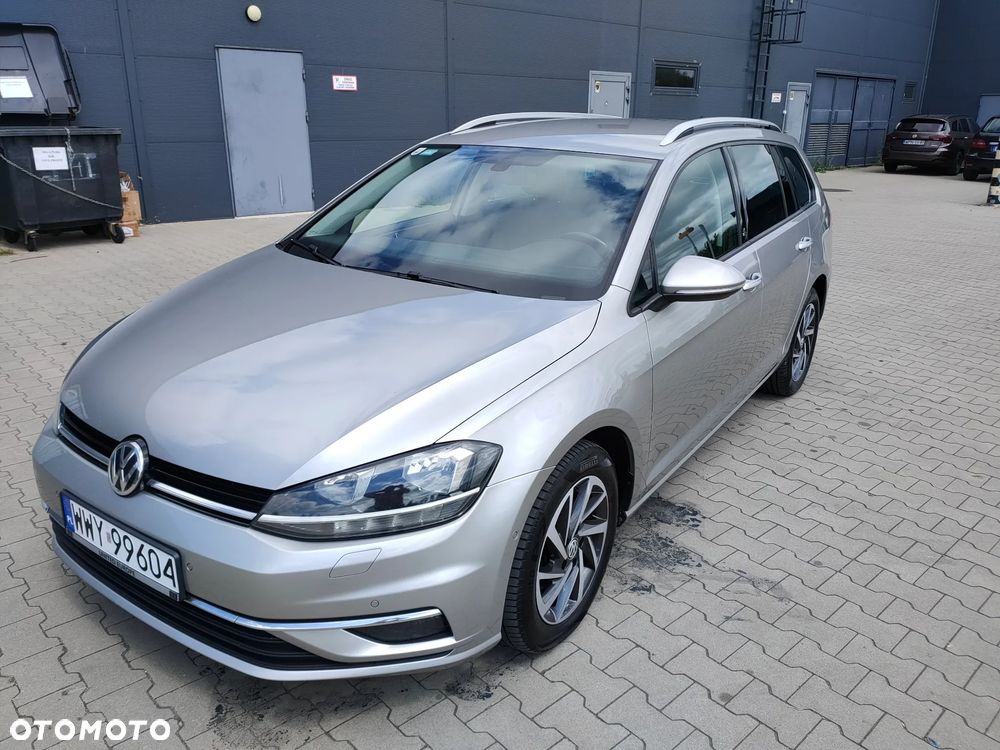 Volkswagen Golf - 23