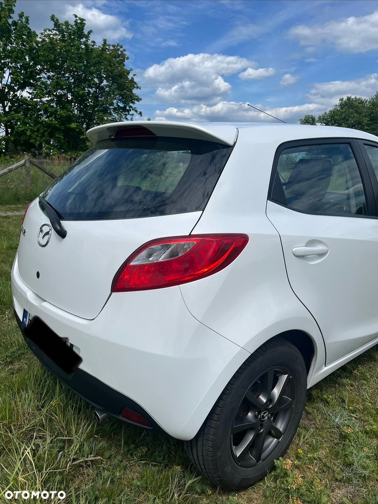 Mazda 2 - 5