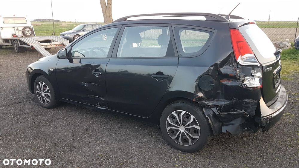 Hyundai i30 1.6 blue Style - 5