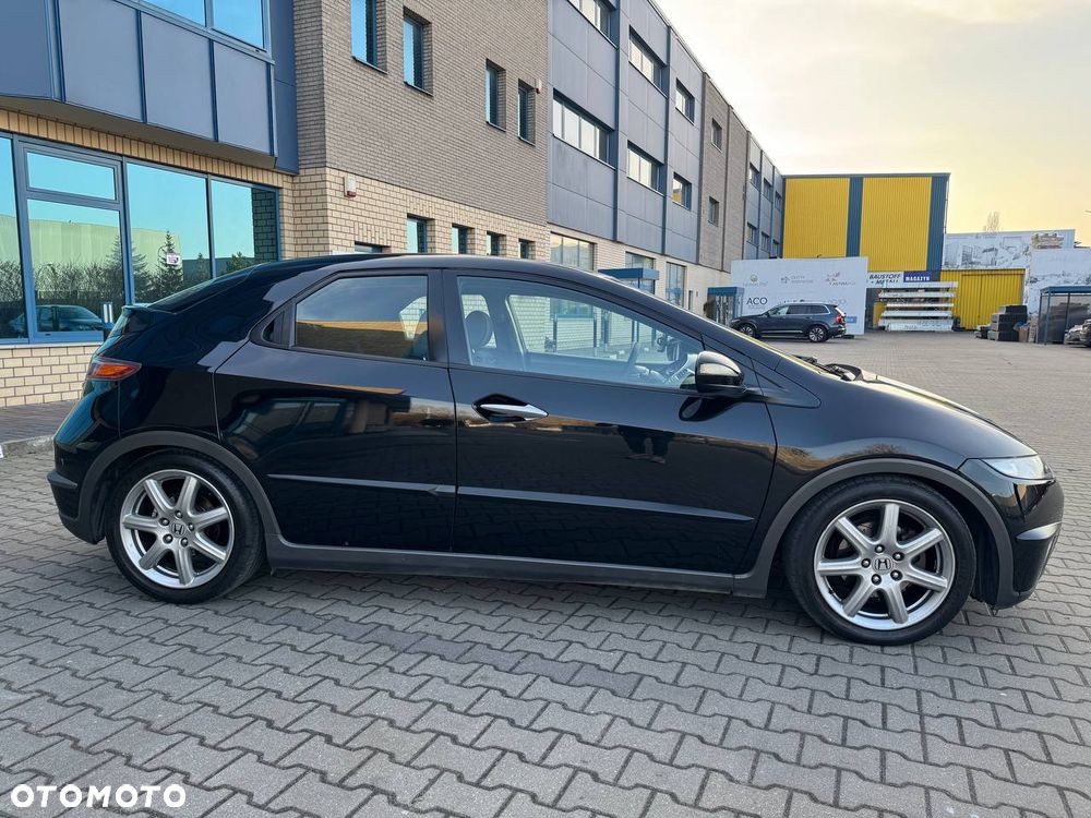Honda Civic 1.8 Executive - 7