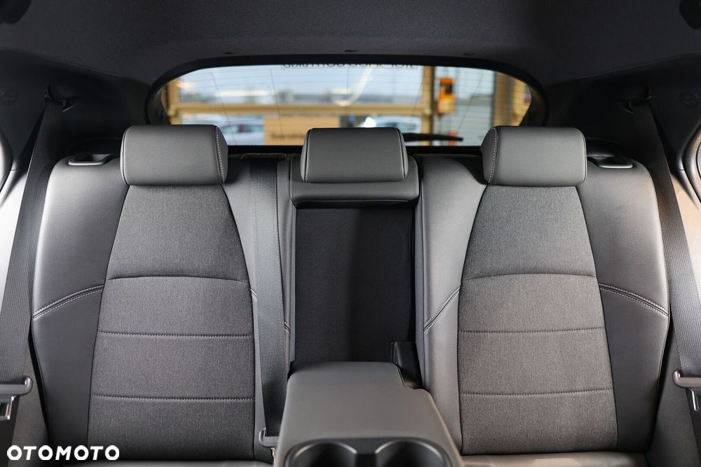 Toyota Corolla 1.8 Hybrid Comfort - 18